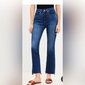 Ann Taylor Loft Step Hem Curvy High Rise Kick Crop Jeans denim size 10 / 30